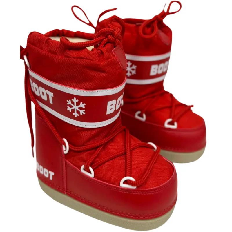 Bressan footwear, designed with the best materials and tested in extreme conditions, has been synonymous with quality and innovation in sports footwear for four generations. It offers superior cold protection and comfort, suitable for both walks and demanding hikes.